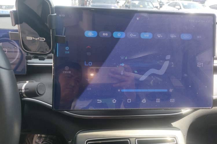 Used BYD Destroyer 05 2022 DM-i 120KM Flagship Model Audio And AC Panel