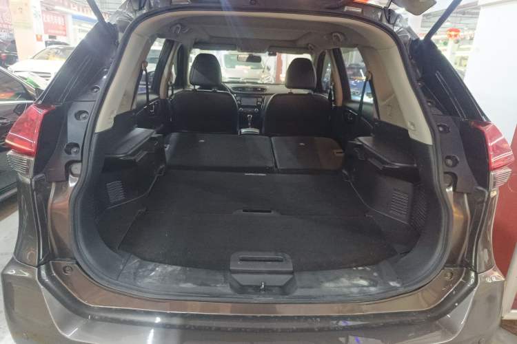 Used Nissan X-Trail 2017 2.0L CVT Comfort Edition 2WD