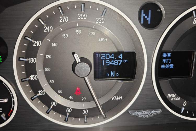 Used AstonMartin V8 Vantage 2011 4.7L Sportshift Coupe