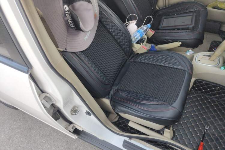 Used Venucia D50 2013 1.6L Automatic Luxury Edition
