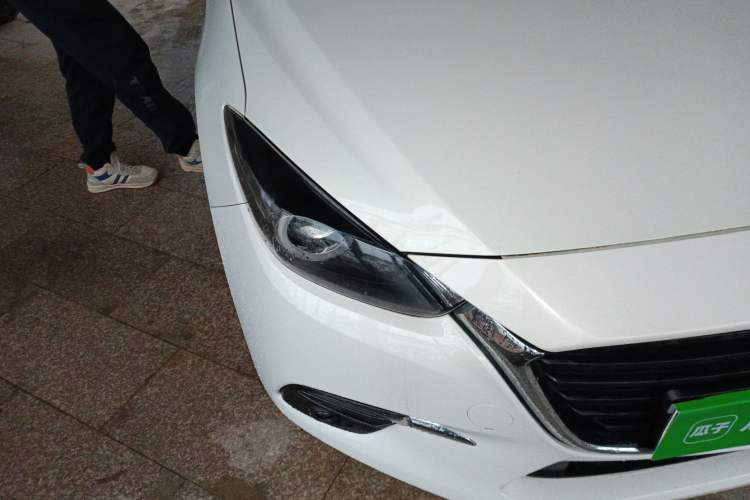 Used Mazda Mazda 3 Axela 2017 Sedan 1.5L Automatic Luxury Model China VI Standard