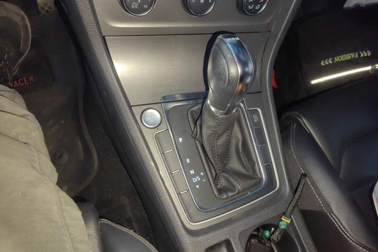 Used Volkswagen Golf 2015 1.4TSI Automatic Luxury Model