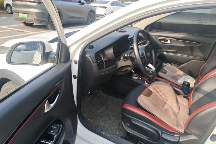 Used Kia KX Cross 2019 1.6L Automatic Dynamic Sunroof Version China VI
