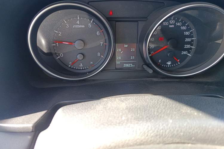 Used Haval M6 2021 PLUS 1.5T Manual Luxury Smart Connectivity Model Odometer Close Up