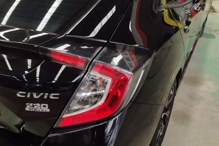 Used Honda Civic 2021 HATCHBACK 220TURBO CVT Trendy Cool Edition Exterior 1