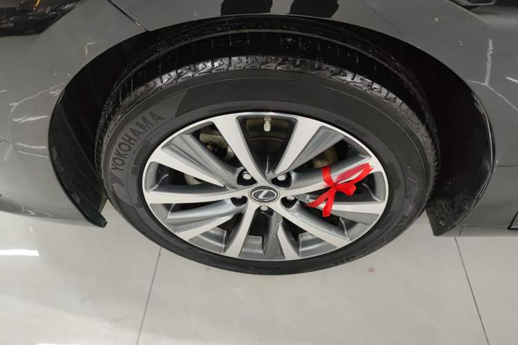 Used Lexus ES 2020 200 Excellence Edition