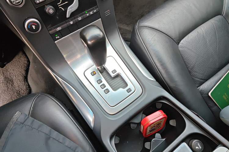 Used Volvo S80L 2011 2.0T ZhiShang Version