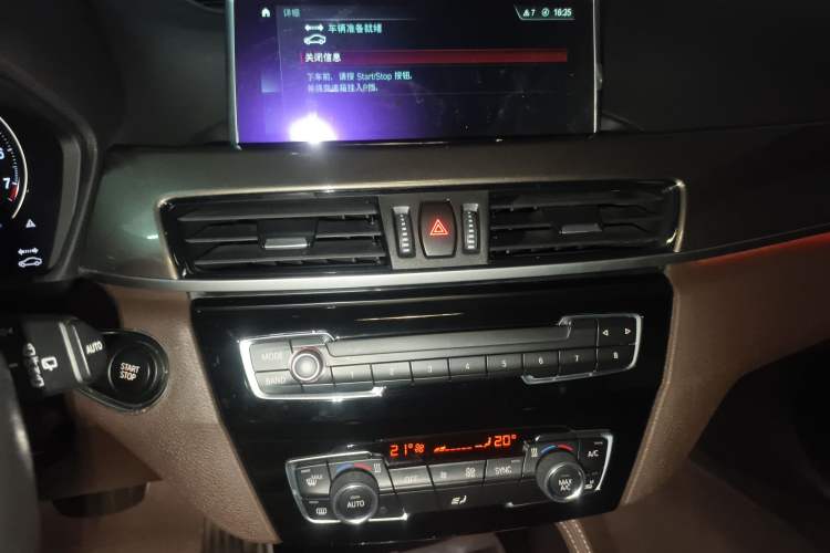 Used BMW X1 New Energy 2019 xDrive25Le Luxury Model Audio And AC Panel