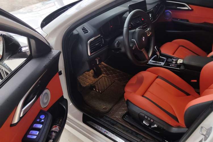 Used BMW 1 Series 2021 125i M Sport Night Edition Driver Seat