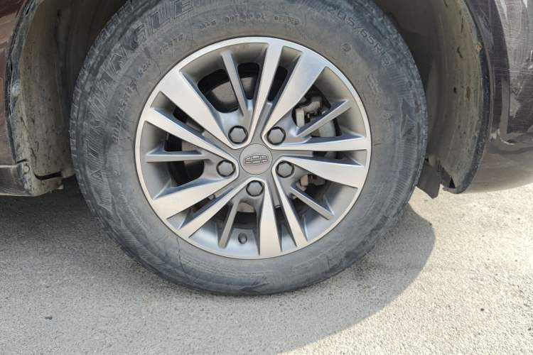 Used Geely Auto Emgrand 2018 1.5L Manual Luxury Model