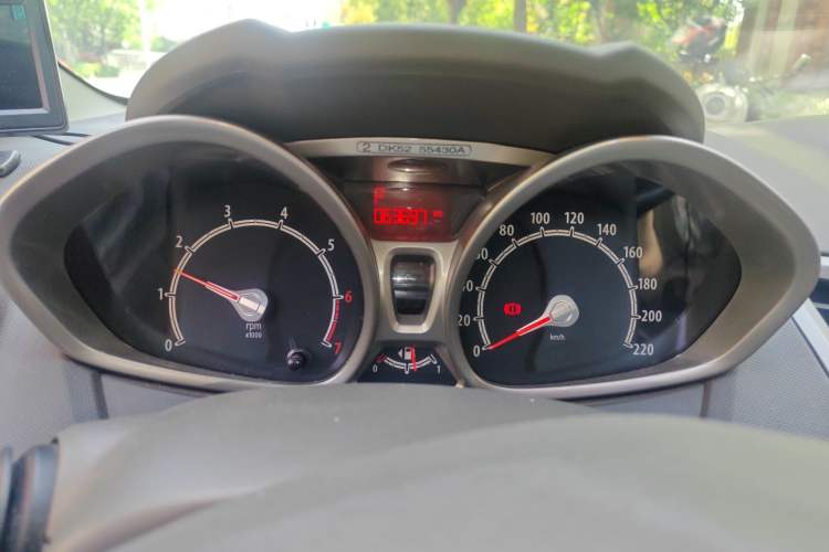 Used Ford Fiesta 2011 Hatchback 1.5L Automatic Fashion Edition