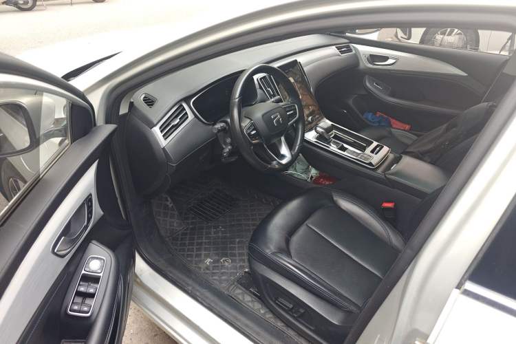 Used Rising ER6 2020 620 km Smart Edition
