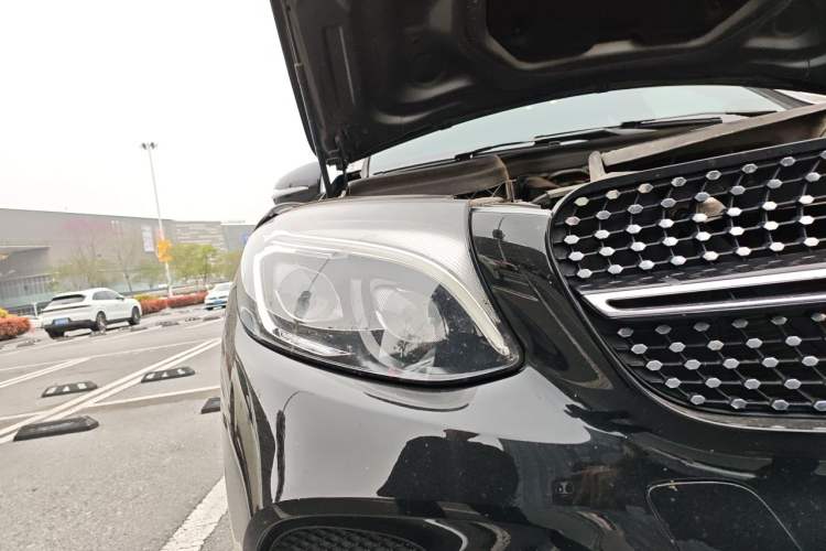 Used Mercedes-Benz GLC AMG 2017 AMG GLC 43 4MATIC Right Front Headlight