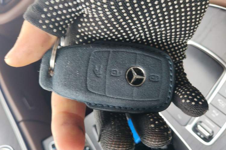 Used Mercedes-Benz E-Class 2022 Revised E 300 L Sport Luxury Edition Vehicle Key