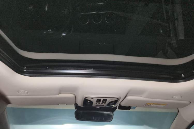 Used Wey VV6 2020 2.0T Two-Wheel Drive Smart Enjoyment+