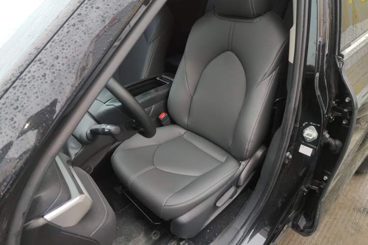 Used Toyota Highlander 2023 2.5L Smart Electric Hybrid Dual-Engine 4x4 Elite Edition 7 Seats
