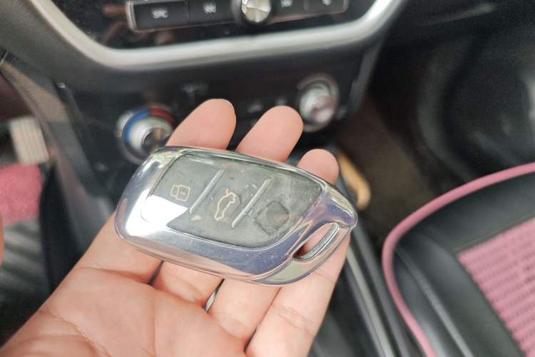 Used Roewe RX3 2018 1.6L CVT Flagship Edition Vehicle Key