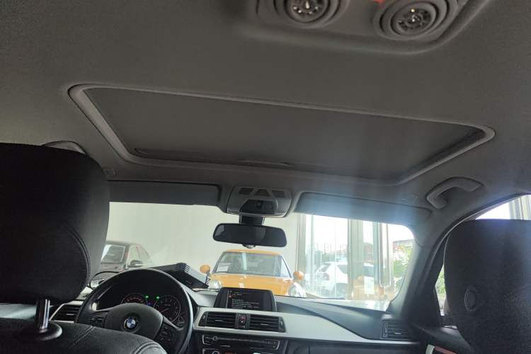 Used BMW 3 Series 2015 320Li Fashion Model