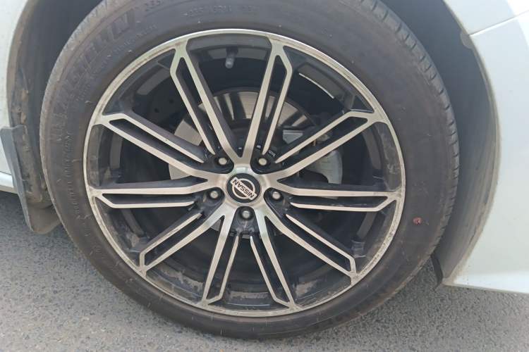 Used Nissan Teana 2021 2.0L XL Comfort Edition Right Front Wheel Hub