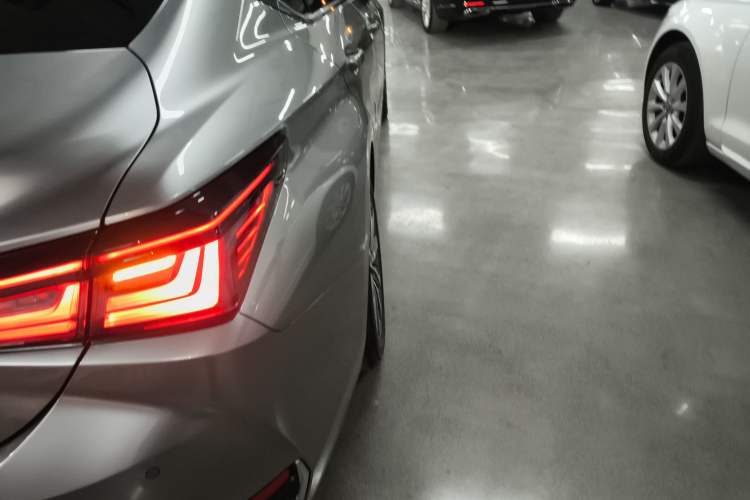 Used Lexus ES 2025 200 Premium Edition