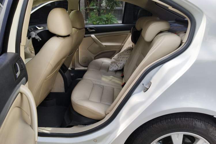 Used Skoda Octavia 2015 Classic Model 1.6L Automatic Yijie Version