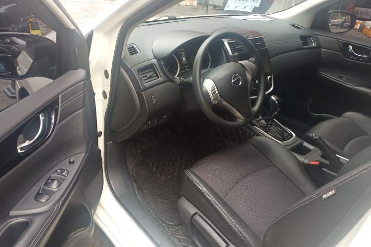 Used Nissan Tiida 2016 1.6L CVT Smart Drive Edition Driver Seat