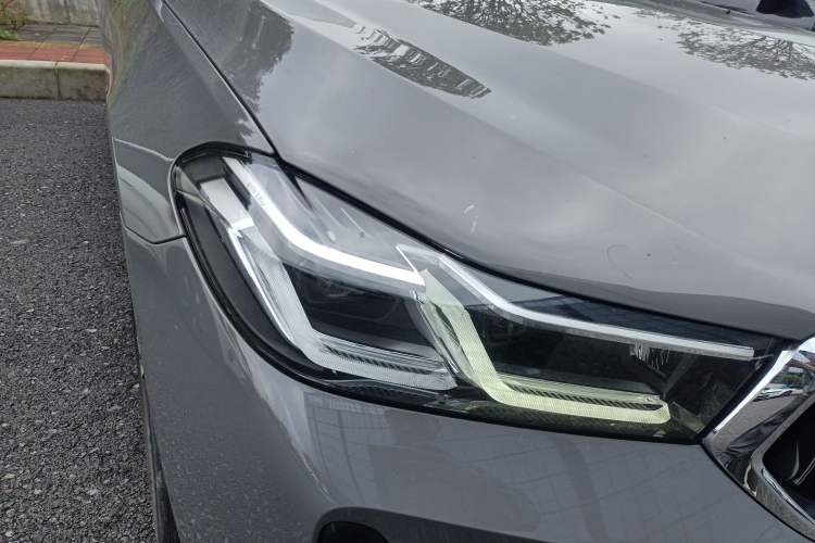 Used BMW 6 Series GT 2021 630i M Sport Package Right Front Headlight