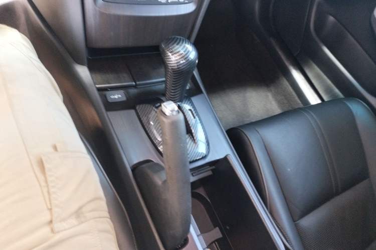 Used Honda Crosstour 2011 3.5L Flagship Edition
