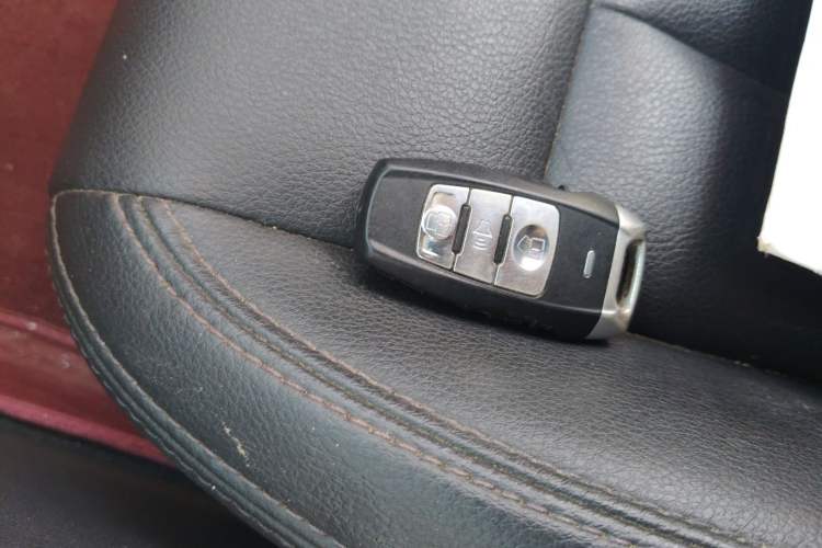 Used Haval H6 Coupe 2015 Blue Label 2.0T Automatic Two-Wheel Drive Prestige Model