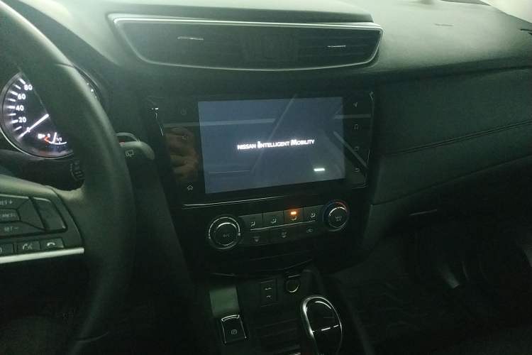 Used Nissan Qashqai 2021 2.0L CVT Luxury Edition
