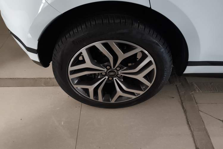 Used Land Rover Range Rover Evoque 2022 Aurora L 249 PS R-Dynamic Luxury Edition
