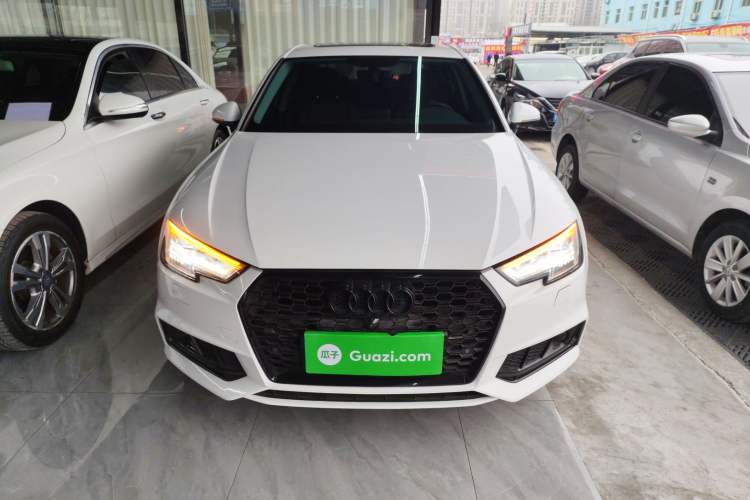 Used Audi A4L 2018 30th Anniversary Edition 40 TFSI Fashion Model