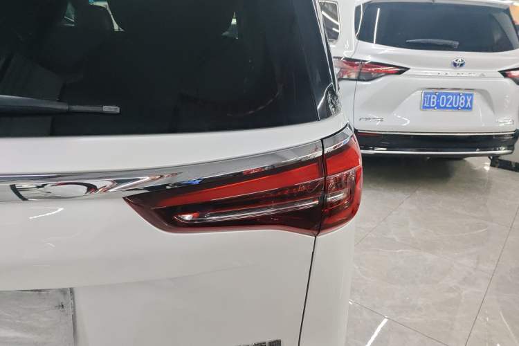 Used Buick GL8 2020 ES Land Cruiser 653T Comfort Edition
