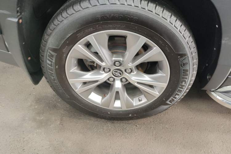 Used Toyota Highlander 2018 2.0T Four-Wheel Drive Elite Edition 7 Seats China VI Standard
