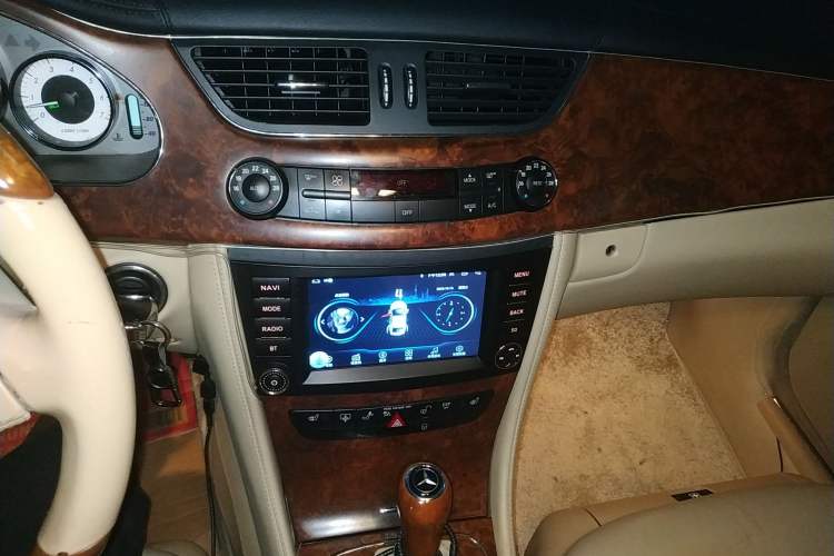 Used Mercedes-Benz CLS 2009 CLS 300