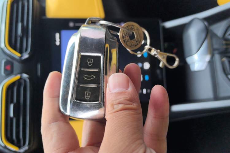 Used Dongfeng Aeolus Yixuan 2023 Mach Edition 1.5T Automatic Pursuit Rider Version
