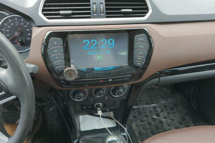 Used Great Wall Wingle 6 2017 2.0T Diesel Two-Wheel Drive Elite Version 4D20B