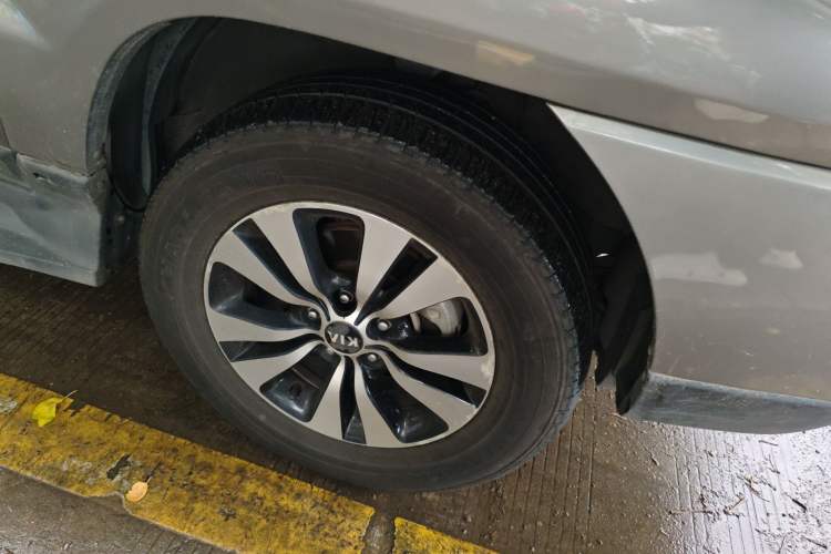 Used Kia Sportage 2013 2.0L Automatic Two-Wheel Drive GLS Trim
