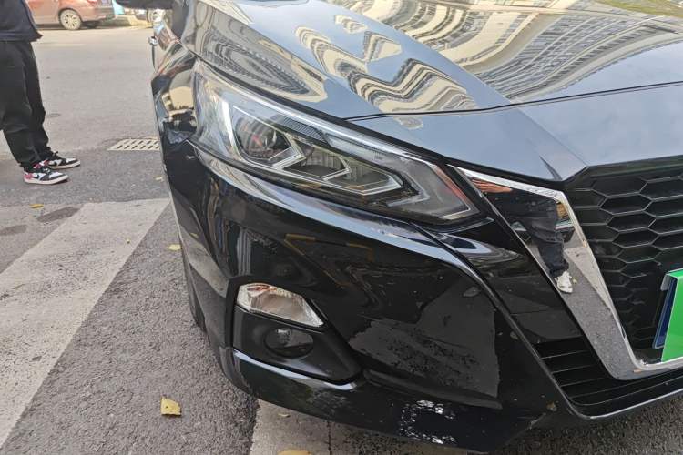 Used Nissan Teana 2020 2.0L XL Comfort Edition Right Front Headlight