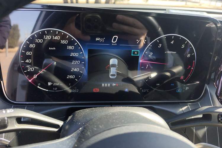 Used Mercedes-Benz C-Class 2024 C 260 L Sport Edition Instrument Cluster