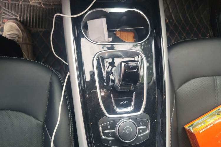 Used EXEED Lingyun 2019 1.6T Two-Wheel Drive Diamond Edition