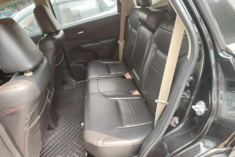 Used Honda CR-V 2016 2.0L Two-Wheel Drive Classic Edition