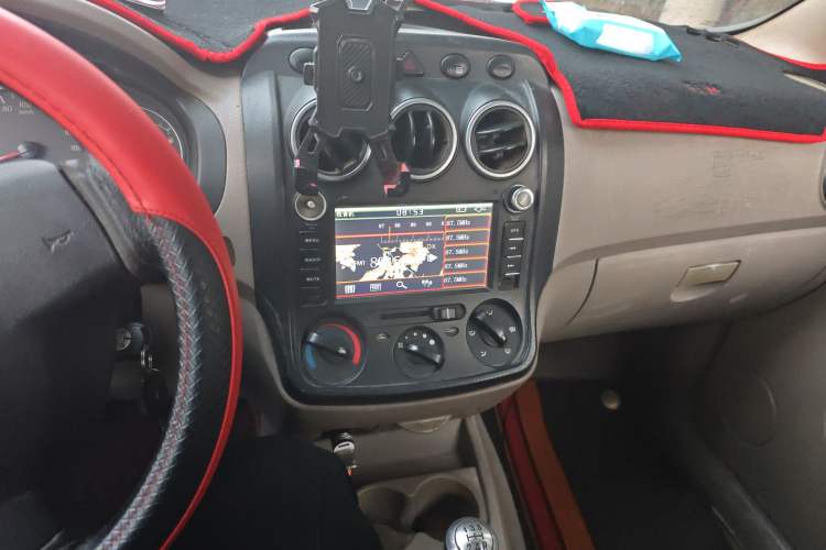 Used Wuling Hongguang 2014 1.2L Standard Model China IV