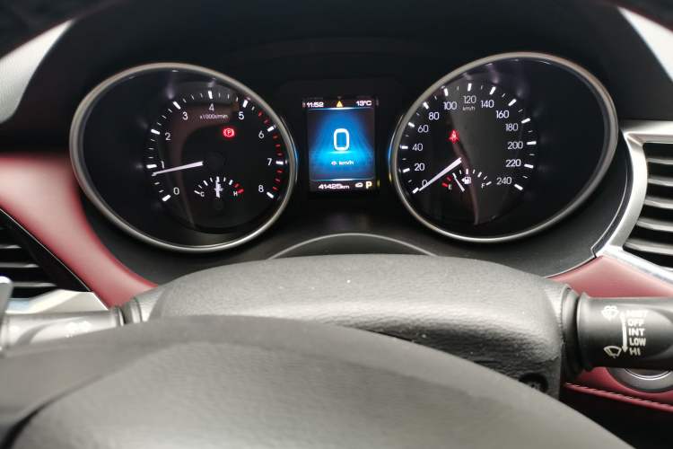 Used Haval H6 Coupe 2019 1.5T Automatic Two-Wheel Drive Luxury Smart Connectivity Version China VI Standard