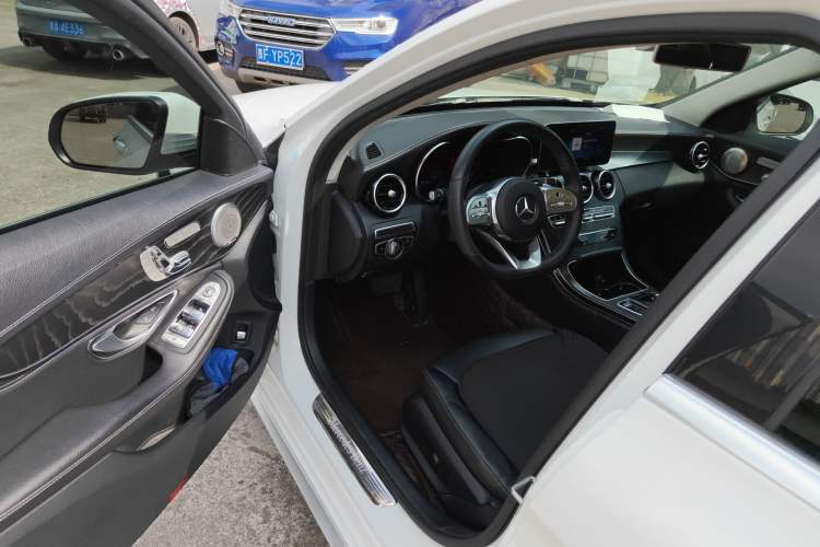 Used Mercedes-Benz C-Class 2020 Restyled C 260 L Sport Edition Driver Seat