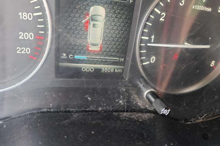 Used SWM X7 2017 1.5T Manual Inter Milan 110th Anniversary Edition 7-seater Odometer Close Up