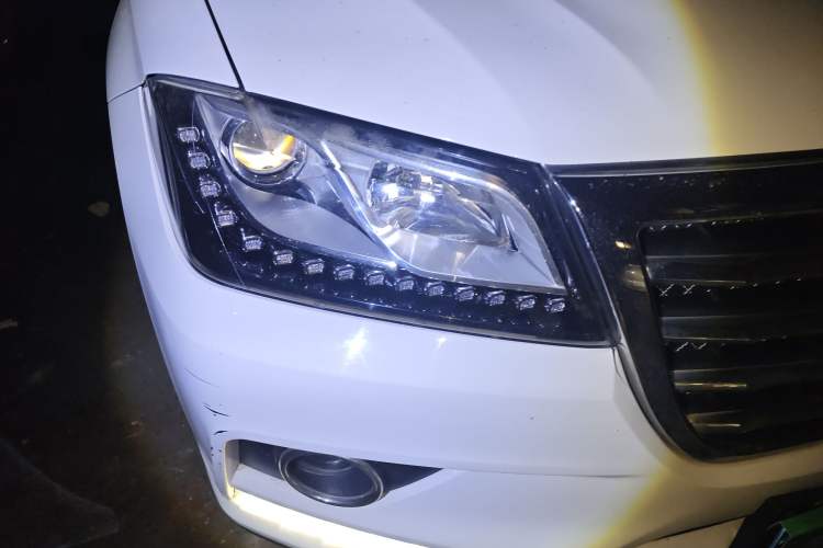 Used Haval H2 2016 Red-Label 1.5T Automatic Two-Wheel Drive Luxury Model