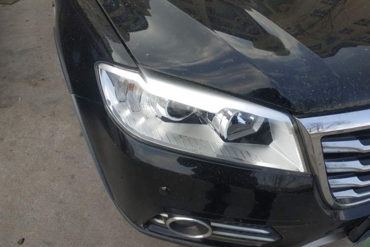 Used Haval H6 2015 Sport Edition 1.5T Automatic Two-Wheel Drive Luxury Model
