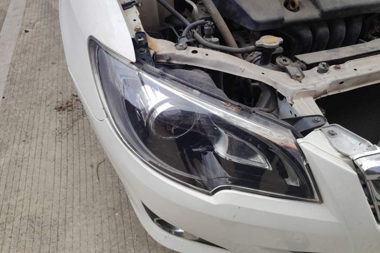 Used Toyota Corolla EX 2013 1.6L Automatic Excellence Edition Right Front Headlight