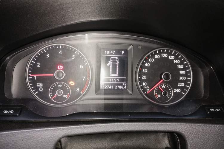 Used Volkswagen Caravelle 2014 2.0 TSI Four-Wheel Drive Comfort Edition
